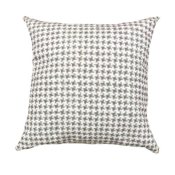 Stylish neutral pillows with luxe linen - OMAR - Studio Pillows